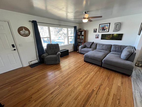 5th image of 709 W Jackson Ave