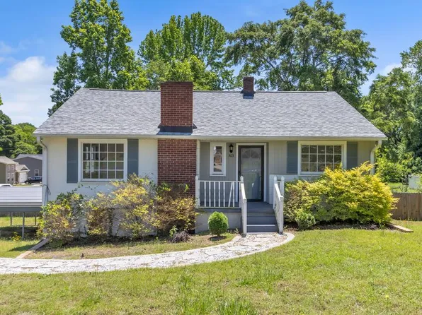 303 Belton Dr, Williamston, SC 29697