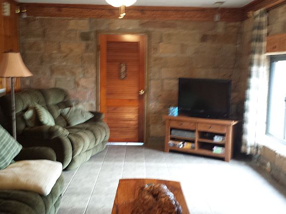 2nd image of 3564 N Us Highway 421