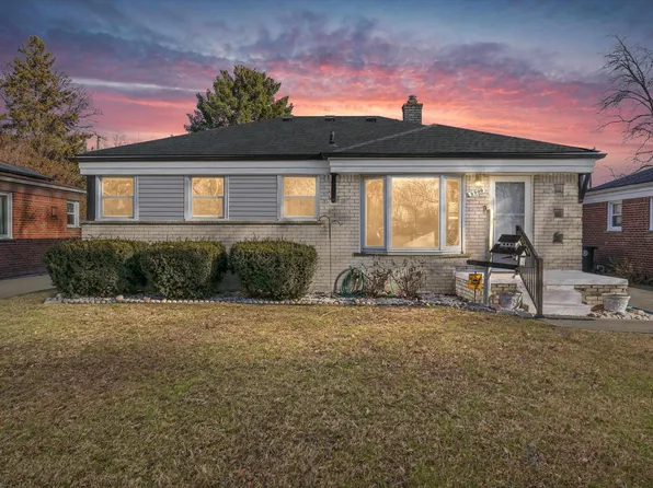 9900 Harrison St, Livonia, MI 48150