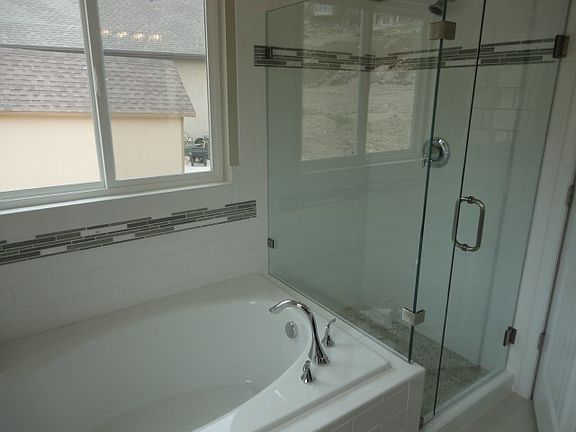 2nd image of 432 Tamarack Dr
