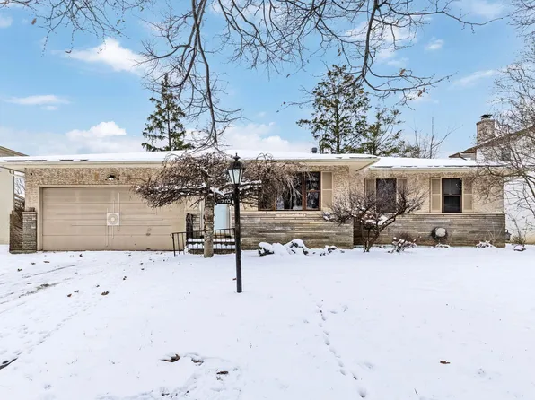 1705 Ivyhill Loop S, Columbus, OH 43229