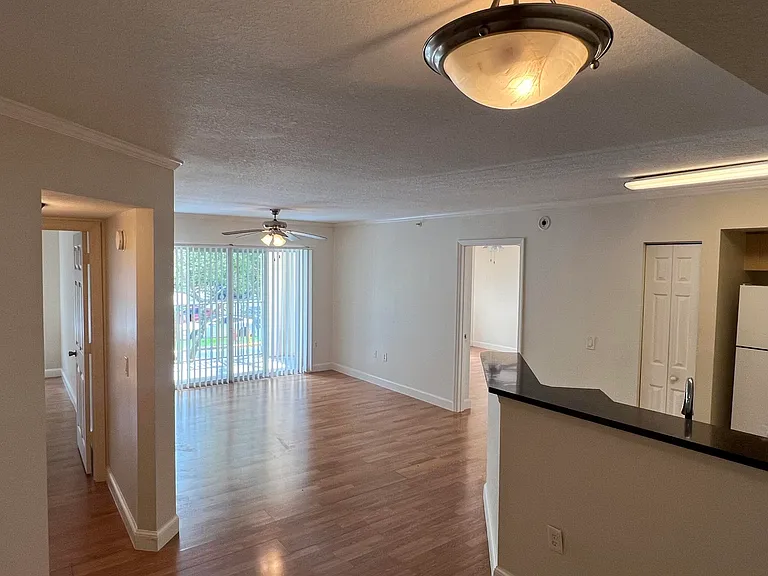 4021 San Marino Blvd #205 — Photo 10