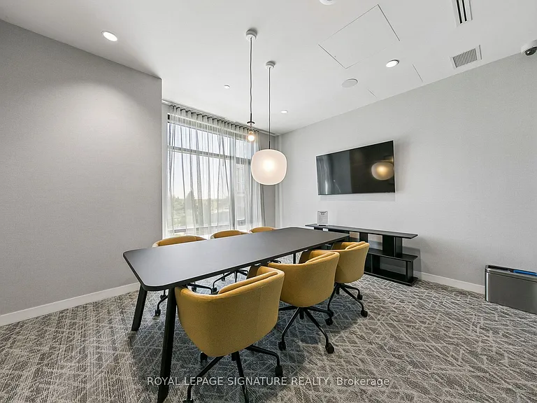 2495 Eglinton Ave W #908 — Photo 27