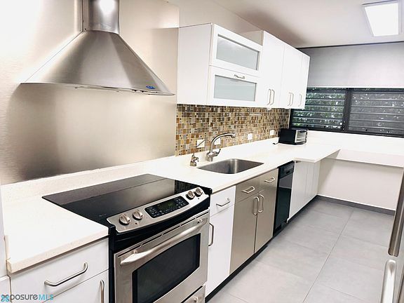 3rd image of 80 Kings Ct #111