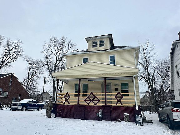 2nd image of 14238 Hubbell St