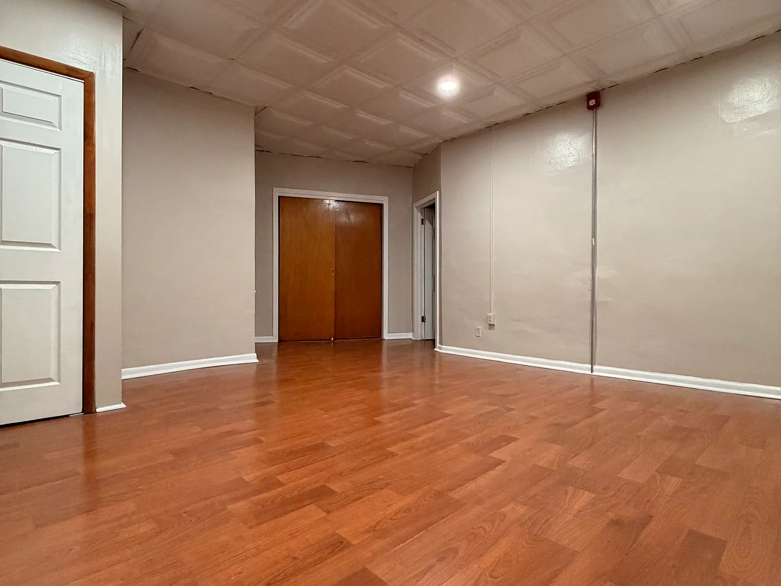 2340 S Hemberger St — Photo 2