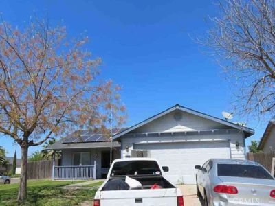 986 W Mammoth Pool Way, Hanford, CA, 93230