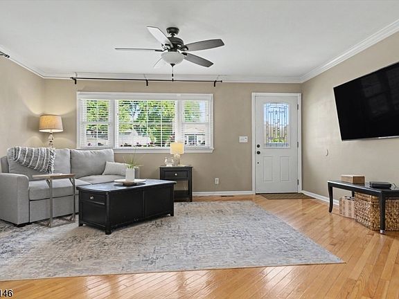 2nd image of 807 Brooklyn Ave