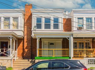 621 Larne Pl, Darby, PA 19023