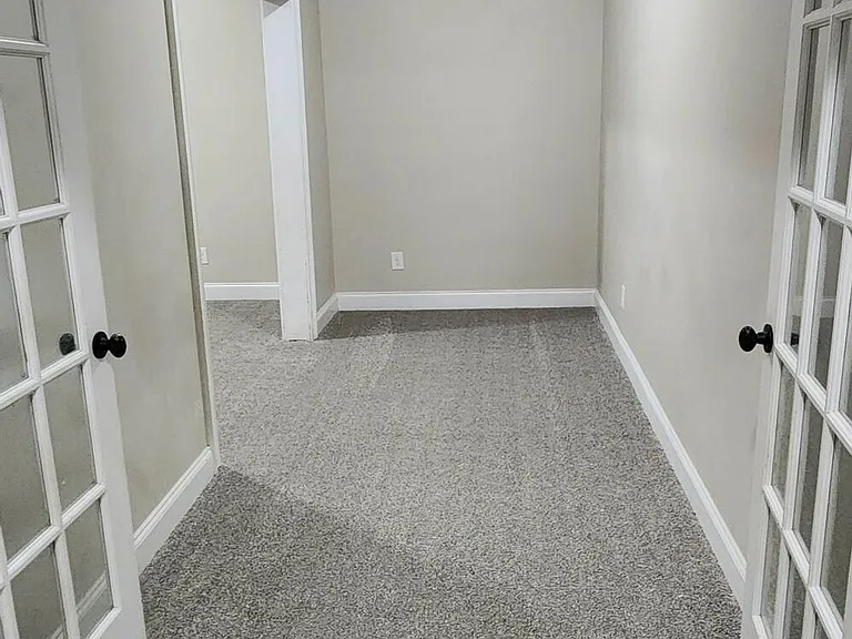 9512 Berwick Ct — Photo 22