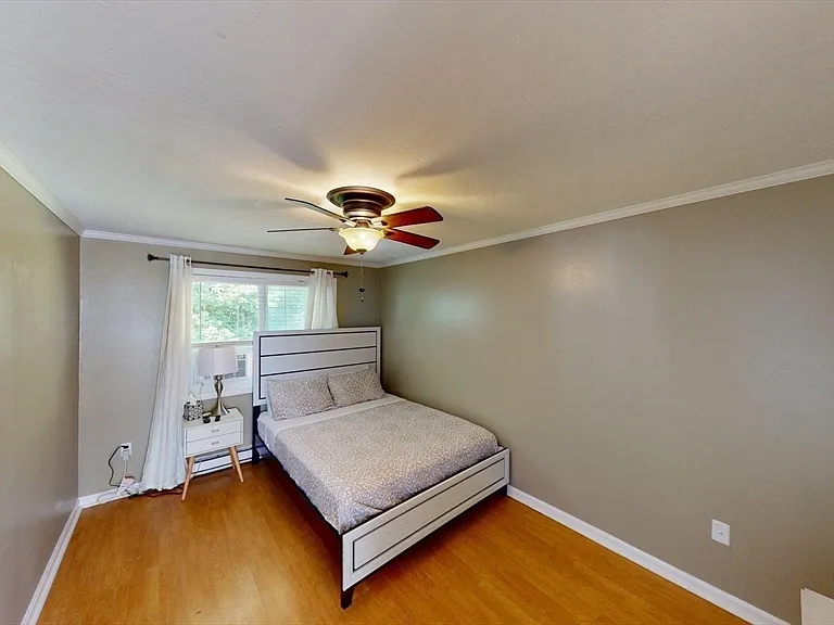 1 Jonathan Cir — Photo 17