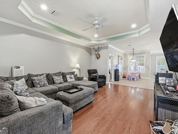 5th image of 107 Renee Dr