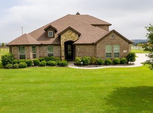 105 Daily Double Dr, Fort Worth, TX 76126