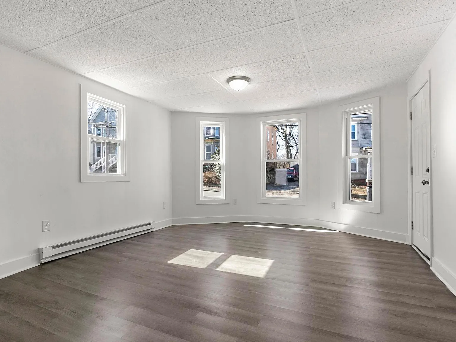 Bellevue Ave — Photo 4