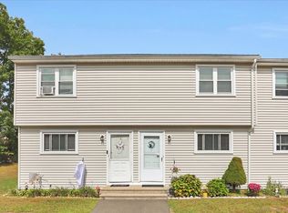1081 New Haven Rd APT 11B, Naugatuck, CT 06770