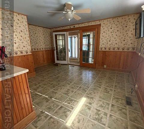 5th image of 2117 W 13th St