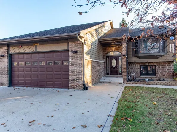 10409 W Bairstow Ave, Beach Park, IL 60087