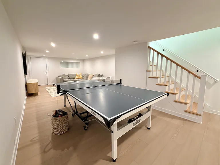 7 Midhampton Ct — Photo 21