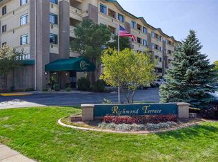 400 Richmond St #325, Appleton, WI 54911