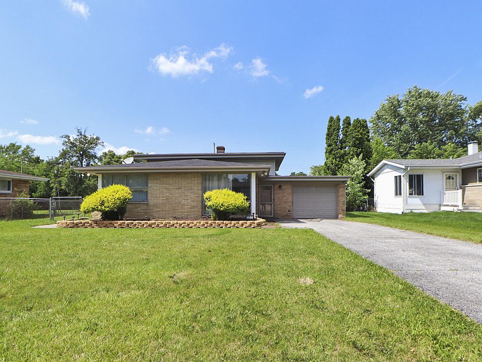 1st image of 530 E 52nd Pl