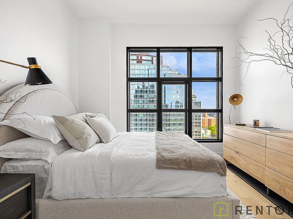 1st image of 69 Adams St #16I