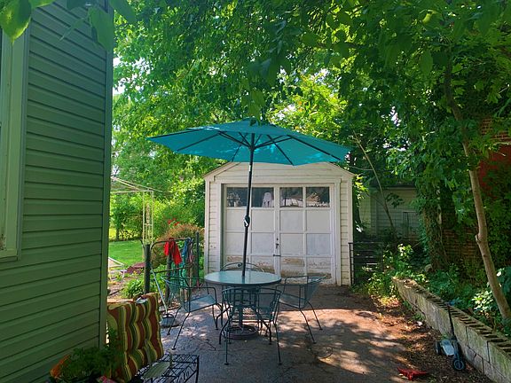 5th image of 3013 Clevelawn Pl