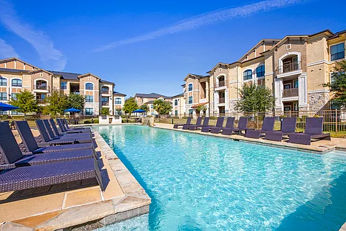Summercrest Burleson Apartments Photo 1