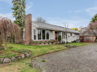 426 N 100th St, Seattle, WA 98133