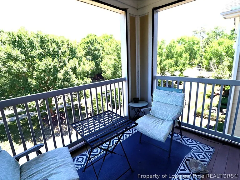 933 Portstewart Dr — Photo 28
