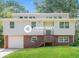 2535 Kelly Lake Dr, Decatur, GA 30032