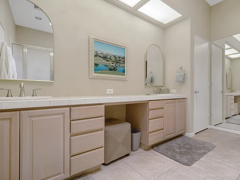 496 Desert Holly Dr — Photo 16