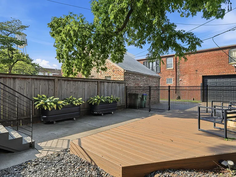 2608 E Broad St #2 — Photo 38