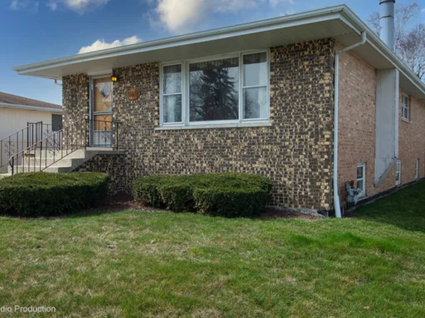 11616 S Leamington Ave, Alsip, IL 60803