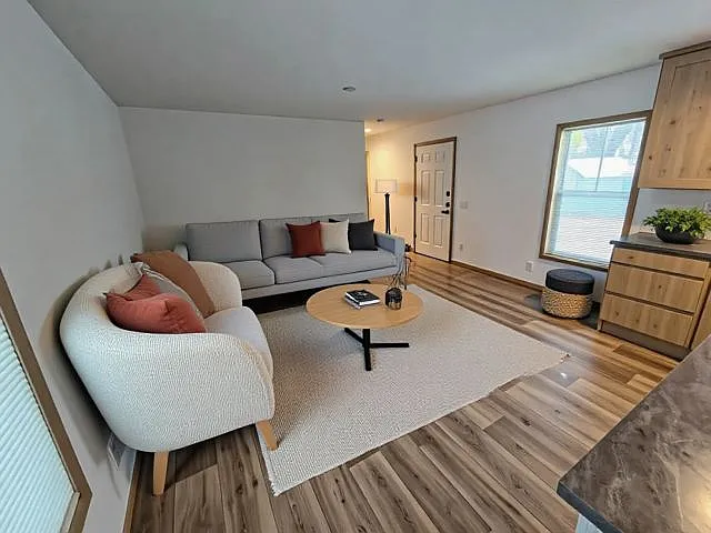 136 Lynn Ln #62 — Photo 2