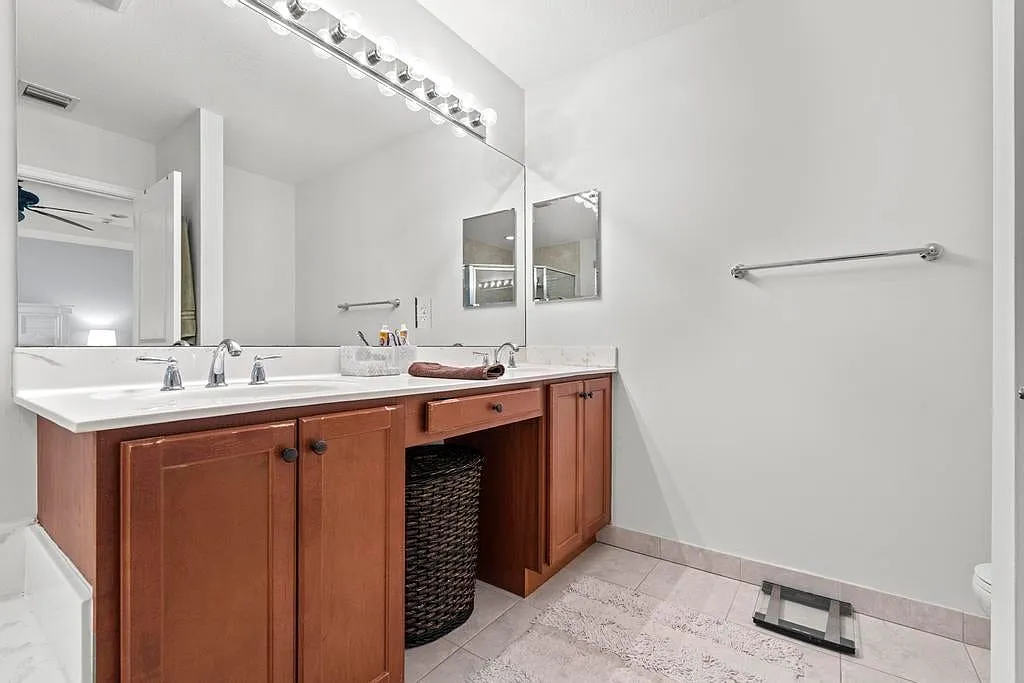 3 bed, 1564 sqft, $3,100 — Photo 4