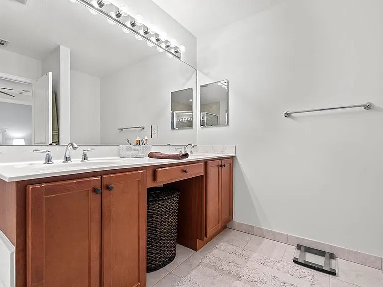 7221 Briella Dr — Photo 4
