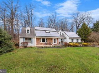 201 Whitestone Dr, Kennett Square, PA 19348