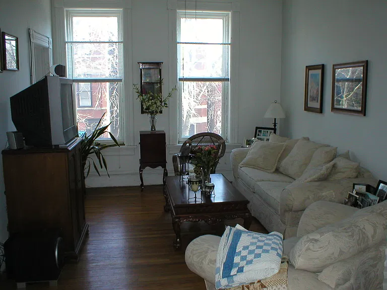 1930 N Sheffield Ave #1R — Photo 3