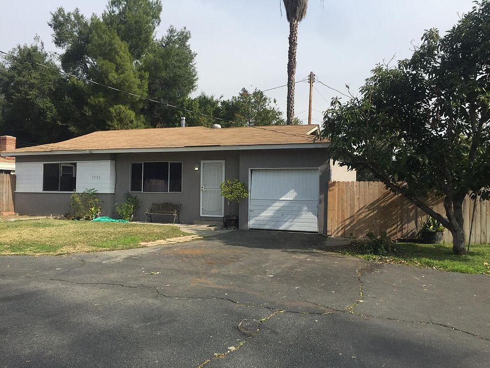 1st image of 1536 Zara St