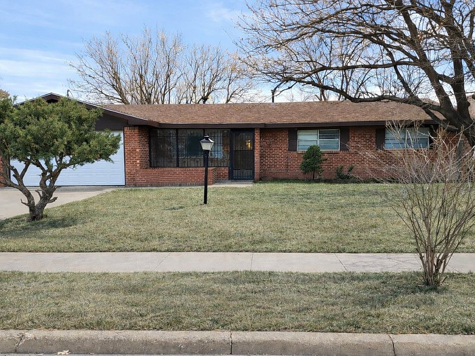 1st image of 121 Cactus Dr