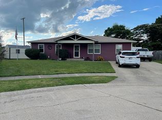 204 Glasgow Dr, Edinburgh, IN 46124