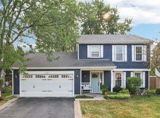 1545 Shelton Ln, Crystal Lake, IL 60014