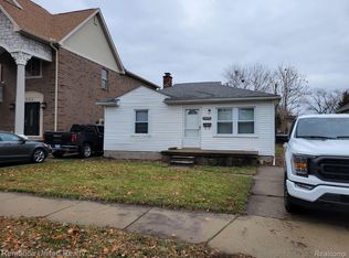 5688 Colonial St, Dearborn Heights, MI