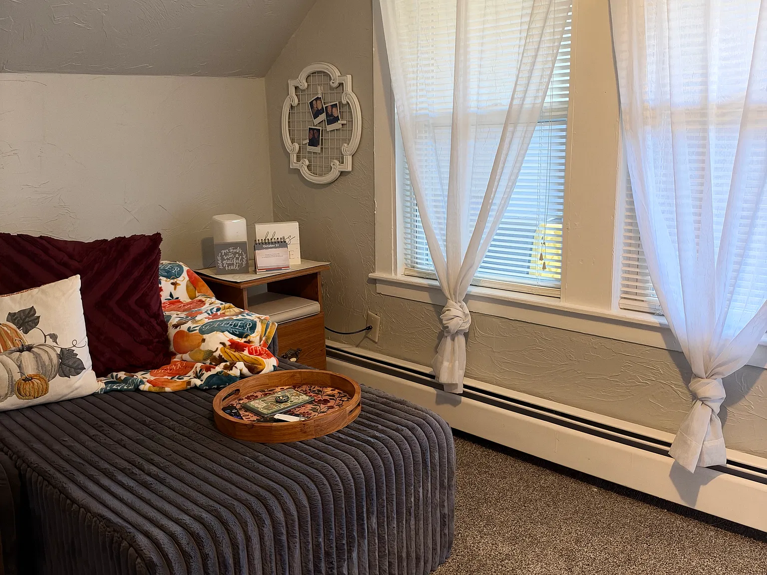 2 bed, $1,300 — Photo 3