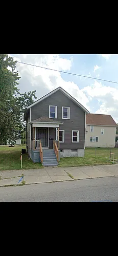 708 E Jefferson Blvd Photo 1