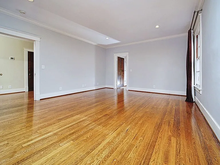 3944 Woodlawn Dr — Photo 20