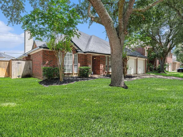 7538 Orchard Hills Ln, Sugar Land, TX 77479