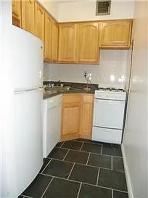 Rented by Yorgan Group, LLC | media 25