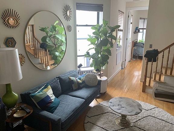 2nd image of 360 W 119th St APT 5A